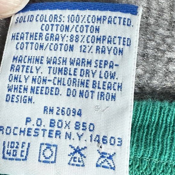 Vintage Champion T-Shirt Men's Large Green Logo Spellout USA Made Single Stitch - Picture 4 of 7